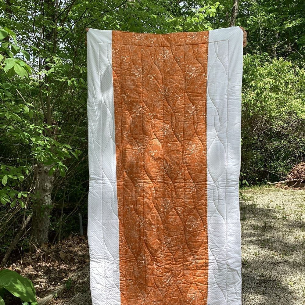 New With Tags. Bright Summer Orange and Green Garden Coin Lap Quilt - Picture 11 of 16